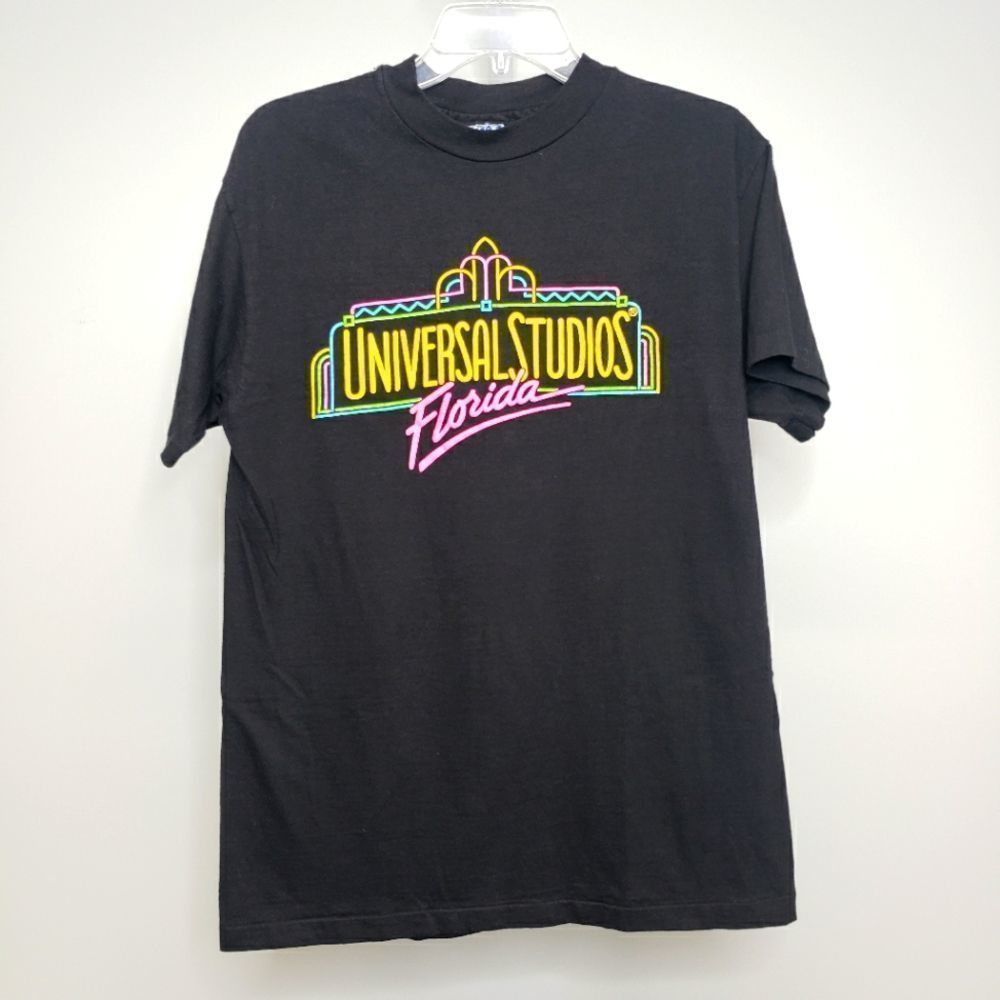 Hanes Beefy T Singke Stitch Universal Studios Short Sleeve T-shirt Size Medium